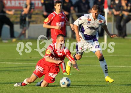 Fussball Regionalliga. SAK gegen GAK. Christian Dlopst (SAK), Simon Kramberger (GAK). Klagenfurt, am 25.5.2010.
Foto: Kuess
---
pressefotos, pressefotografie, kuess, qs, qspictures, sport, bild, bilder, bilddatenbank