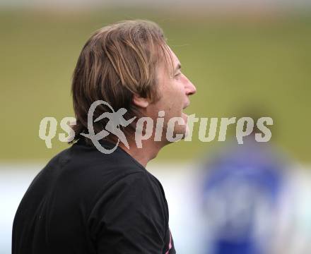 Fussball. Nationalmannschaft Slowakei gegen Kaernten Auswahl. Trainer Guido Frank. St. Veit, am 26.5.2010.
Foto: Kuess
---
pressefotos, pressefotografie, kuess, qs, qspictures, sport, bild, bilder, bilddatenbank