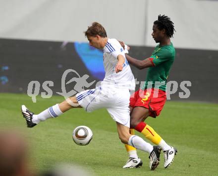 Fussball Laenderspiel. Testspiel Kamerun gegen Slowakei.  Fussball Laenderspiel. Testspiel Kamerun gegen Slowakei. Nicolas Nkoulou,  (Kamerun), Dusan Svento (Slowakei). Klagenfurt, am 29.5.2010.
Foto: Kuess. Klagenfurt, am 29.5.2010.
Copyright Agentur Diener/Kuess
Marktgasse 3-7/4/5/21
A-1090 Wien Austria
Telefax +43 1 955 32 35
Mobil +43 676 629 98 51
Bank Austria
Bank Nr. 12000
Account Nr. 00712 223 783
e-mail: agentur@diener.at
Datenbank: www.diener.at
ImageArchivist Demo
---
pressefotos, pressefotografie, kuess, qs, qspictures, sport, bild, bilder, bilddatenbank