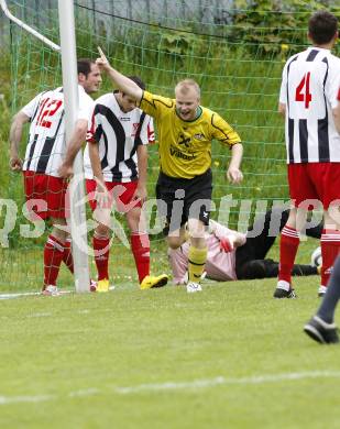 Fussball. Unterliga West. Magdalener SC gegen ESV Admira Villach.  Rosian Benjamin (Magdalen). Villach, 13.5.2010.
Foto: Kuess
---
pressefotos, pressefotografie, kuess, qs, qspictures, sport, bild, bilder, bilddatenbank