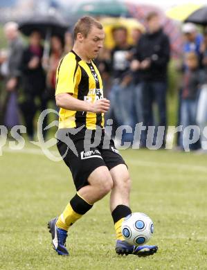 Fussball. Unterliga Ost. Eberndorfer AC gegen SV Raika GRIFFEN Rast. Kostenko Christian (Griffen). Eberndorf, 29.5.2010.
Foto: Kuess
---
pressefotos, pressefotografie, kuess, qs, qspictures, sport, bild, bilder, bilddatenbank