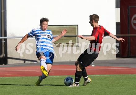 Fussball Kaerntner Liga. VSV gegen SV Penk/Reisseck. Christopher Wernitznig (VSV), Martin Kummer (Penk). Villach, am 5.6.2010.
Foto: Kuess
---
pressefotos, pressefotografie, kuess, qs, qspictures, sport, bild, bilder, bilddatenbank