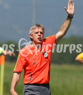 Fussball Kaerntner Liga. SV ASKOE Sittersdorf gegen FC Welzenegg. Schiedsrichter Johann Schrittesser. Sittersdorf, am 6.6.2010.
Foto: Kuess
---
pressefotos, pressefotografie, kuess, qs, qspictures, sport, bild, bilder, bilddatenbank