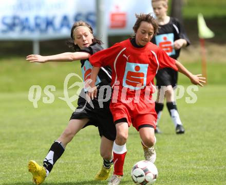 Fussball. Schuelerliga. Finale. BG Lerchenfeld gegen SHS Spittal.  Gmuend, 1.6.2010.
Foto: Kuess
---
pressefotos, pressefotografie, kuess, qs, qspictures, sport, bild, bilder, bilddatenbank