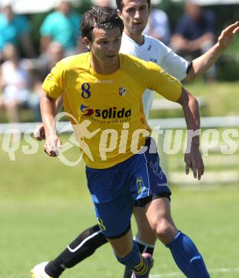 Fussball Kaerntner Liga. SV ASKOE Sittersdorf gegen FC Welzenegg. Salih Alic (Sittersdorf). Sittersdorf, am 6.6.2010.
Foto: Kuess
---
pressefotos, pressefotografie, kuess, qs, qspictures, sport, bild, bilder, bilddatenbank