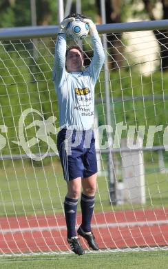 Fussball Kaerntner Liga. VSV gegen SV Penk/Reisseck. Alexander Sattlegger (Penk). Villach, am 5.6.2010.
Foto: Kuess
---
pressefotos, pressefotografie, kuess, qs, qspictures, sport, bild, bilder, bilddatenbank