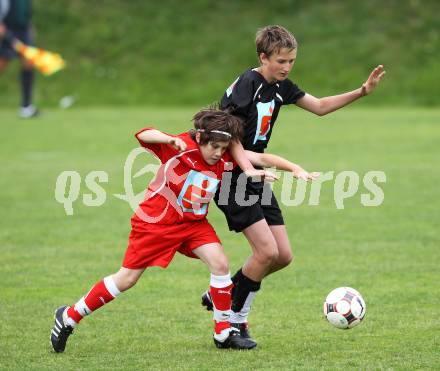 Fussball. Schuelerliga. Finale. BG Lerchenfeld gegen SHS Spittal. Gmuend, 1.6.2010.
Foto: Kuess
---
pressefotos, pressefotografie, kuess, qs, qspictures, sport, bild, bilder, bilddatenbank