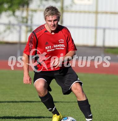 Fussball Kaerntner Liga. VSV gegen SV Penk/Reisseck. Markus Rauter (Penk). Villach, am 5.6.2010.
Foto: Kuess
---
pressefotos, pressefotografie, kuess, qs, qspictures, sport, bild, bilder, bilddatenbank