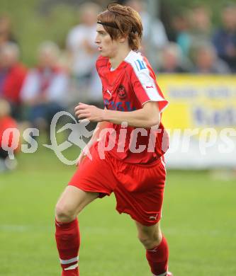 Fussball. Kaerntner Liga. FC Oberwinkler Lendorf gegen SV Spittal/Drau. Thomas Pertl (Spittal). Lendorf, 30.5.2010.
Foto: Kuess
---
pressefotos, pressefotografie, kuess, qs, qspictures, sport, bild, bilder, bilddatenbank