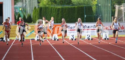 Leichtathletik. Kaerntner Meisterschaften. 100 Meter Frauen. Finale. Wolfsberg, am 11.6.2010.
Foto: Kuess
---
pressefotos, pressefotografie, kuess, qs, qspictures, sport, bild, bilder, bilddatenbank