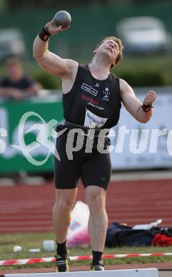 Leichtathletik. Kaerntner Meisterschaften. Kugelstossen. Martin Gratzer. Wolfsberg, am 11.6.2010.
Foto: Kuess
---
pressefotos, pressefotografie, kuess, qs, qspictures, sport, bild, bilder, bilddatenbank