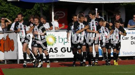 Fussball Regionalliga. Relegationsspiel. WAC/St. Andrae gegen Parndorf. Jubel WAC. Wolfsberg am 12.6.2010
Foto: Kuess
---
pressefotos, pressefotografie, kuess, qs, qspictures, sport, bild, bilder, bilddatenbank