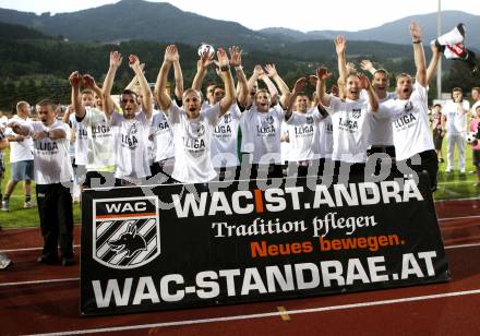 Fussball Regionalliga. Relegationsspiel. WAC/St. Andrae gegen Parndorf. Jubel WAC. Wolfsberg am 12.6.2010
Foto: Kuess
---
pressefotos, pressefotografie, kuess, qs, qspictures, sport, bild, bilder, bilddatenbank