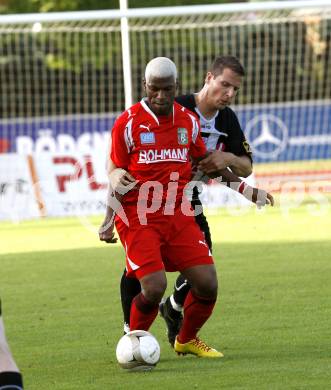 Fussball Regionalliga. Relegationsspiel. WAC/St. Andrae gegen Parndorf. Thomas Pirker (WAC), Severiano Alves Jailson (Parndorf). Wolfsberg am 12.6.2010
Foto: Kuess
---
pressefotos, pressefotografie, kuess, qs, qspictures, sport, bild, bilder, bilddatenbank