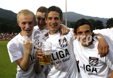 Fussball Regionalliga. Relegationsspiel. WAC/St. Andrae gegen Parndorf. Jubel WAC. Wolfsberg am 12.6.2010
Foto: Kuess
---
pressefotos, pressefotografie, kuess, qs, qspictures, sport, bild, bilder, bilddatenbank