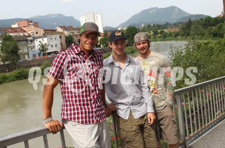 Eishockey. Bundesliga. NHL.  Thomas Raffl, Michael Raffl, Michael Grabner. Villach, am 11.6.2010.
Foto: Kuess
---
pressefotos, pressefotografie, kuess, qs, qspictures, sport, bild, bilder, bilddatenbank