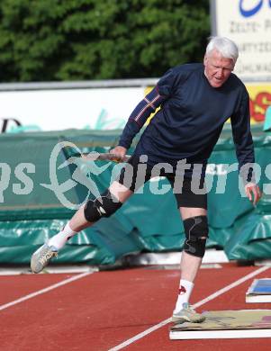 Leichtathletik. Kaerntner Meisterschaften. Stabhochsprung. Hermann Andrecs. Wolfsberg, am 11.6.2010.
Foto: Kuess
---
pressefotos, pressefotografie, kuess, qs, qspictures, sport, bild, bilder, bilddatenbank