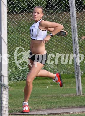 Leichtathletik. Kaerntner Meisterschaften. Diskus. Stefanie Waldkircher. Wolfsberg, am 11.6.2010.
Foto: Kuess
---
pressefotos, pressefotografie, kuess, qs, qspictures, sport, bild, bilder, bilddatenbank