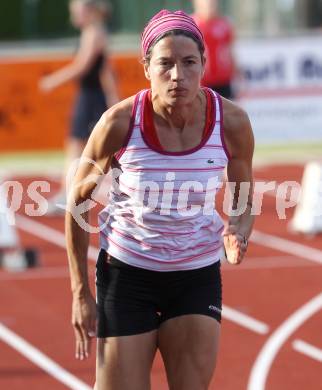 Leichtathletik. Kaerntner Meisterschaften. 100 Meter Frauen. Magdalena Kulnik. Wolfsberg, am 11.6.2010.
Foto: Kuess
---
pressefotos, pressefotografie, kuess, qs, qspictures, sport, bild, bilder, bilddatenbank