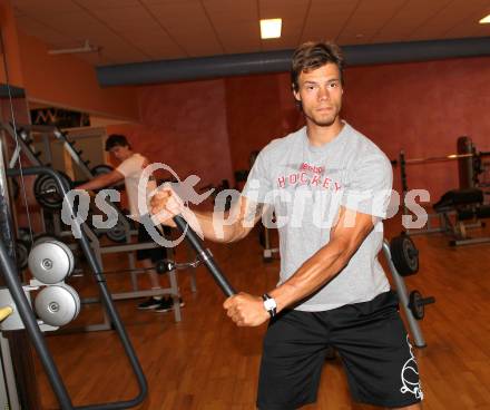 Eishockey. Thomas Raffl. Villach, 16.6.2010.
Foto: Kuess
---
pressefotos, pressefotografie, kuess, qs, qspictures, sport, bild, bilder, bilddatenbank