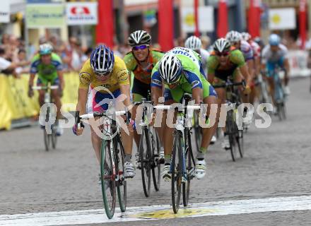 Radsport. Slowenien Rundfahrt. Etappe durch Kaernten. Zielsprint in Villach. Sieger Grega Bole (Lampre, gelbes Trikot). Villach, am 18.6.2010.
Foto: Kuess
---
pressefotos, pressefotografie, kuess, qs, qspictures, sport, bild, bilder, bilddatenbank