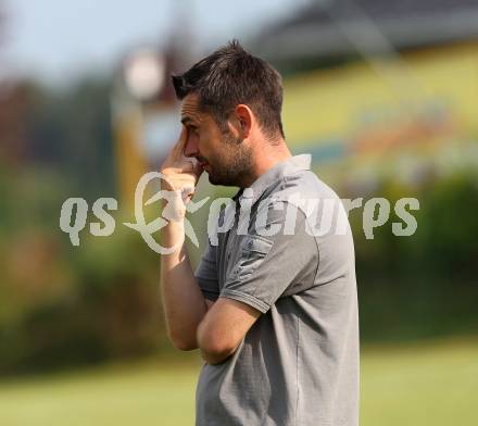 Fussball Testspiel. St. Michael/Lav. gg. WAC/St. Andrae. Trainer Nenad Bjelica (WAC). St. Michael/Lav. am 26.6.2010.
Foto: Kuess
---
pressefotos, pressefotografie, kuess, qs, qspictures, sport, bild, bilder, bilddatenbank