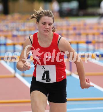 Alpe Adria Jugendspiele. Leichtathletik. 100 Meter Huerden Frauen. Katja Salzer. Pordenone, am 22.6.2010.
Foto: Kuess
---
pressefotos, pressefotografie, kuess, qs, qspictures, sport, bild, bilder, bilddatenbank