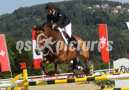 Reiten. Reit- und Springturnier. Grand Prix von Maria Woerth. Nina Fagerstroem (FIN) auf Talent. Maria Woerth, am 27.6.2010.
Foto: Kuess
---
pressefotos, pressefotografie, kuess, qs, qspictures, sport, bild, bilder, bilddatenbank