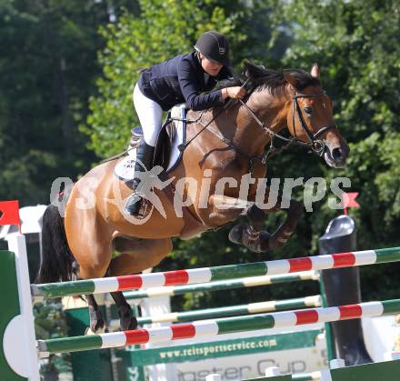 Reiten. Reit- und Springturnier. Grand Prix von Maria Woerth. Nina Fagerstroem (FIN) auf Talent. Maria Woerth, am 27.6.2010.
Foto: Kuess
---
pressefotos, pressefotografie, kuess, qs, qspictures, sport, bild, bilder, bilddatenbank