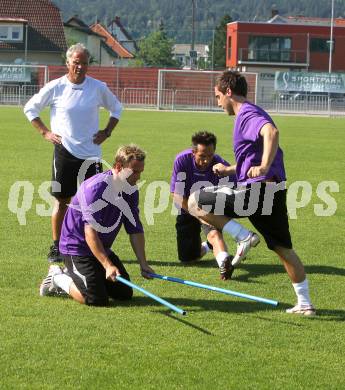 Fussball Regionalliga. Trainingsbeginn Austria Klagenfurt. Kai Schoppitsch, Matthias Dollinger, Trainer Walter Schoppitsch. Klagenfurt, am 28.6.2010.
Foto: Kuess
---
pressefotos, pressefotografie, kuess, qs, qspictures, sport, bild, bilder, bilddatenbank