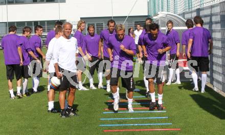 Fussball Regionalliga. Trainingsbeginn Austria Klagenfurt. Kai Schoppitsch, Matthias Dollinger, Trainer Walter Schoppitsch. Klagenfurt, am 28.6.2010.
Foto: Kuess
---
pressefotos, pressefotografie, kuess, qs, qspictures, sport, bild, bilder, bilddatenbank