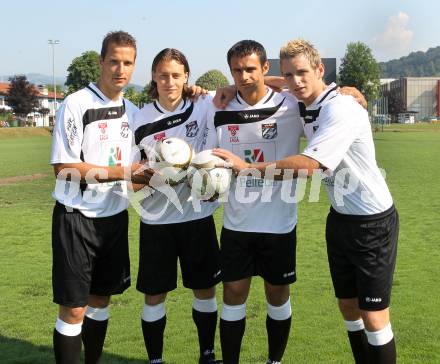 Fussball.  Erste Liga. WAC St.Andrae, Mannschaftsfototermin. Thomas Pirker, Dario Baldauf, Nenad Jovanovic, Michael Solbauer. Wolfsberg, 1.7.2010.
Foto: Kuess

---
pressefotos, pressefotografie, kuess, qs, qspictures, sport, bild, bilder, bilddatenbank