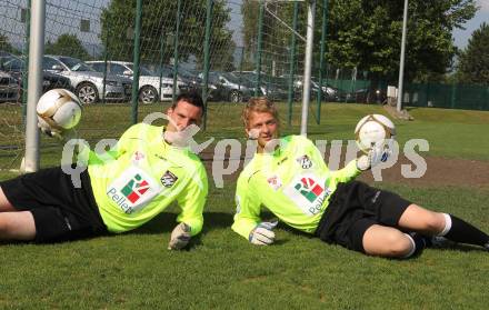 Fussball.  Erste Liga. WAC St.Andrae, Mannschaftsfototermin.  Takats Stefan, Christian Dobnik. Wolfsberg, 1.7.2010.
Foto: Kuess

---
pressefotos, pressefotografie, kuess, qs, qspictures, sport, bild, bilder, bilddatenbank