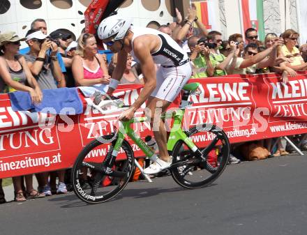 Kaernten Ironman Austria. Radfahren. Markus Ressler (AUT). Klagenfurt, am 4.7.2010.
Foto: Kuess

---
pressefotos, pressefotografie, kuess, qs, qspictures, sport, bild, bilder, bilddatenbank