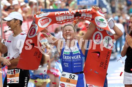 Kaernten Ironman Austria. Eva Dollinger (AUT).  Klagenfurt, am 4.7.2010.
Foto: Kuess

---
pressefotos, pressefotografie, kuess, qs, qspictures, sport, bild, bilder, bilddatenbank