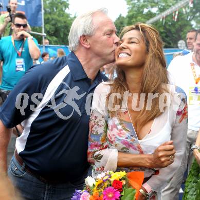 Kaernten Ironman Austria.  Landeshauptmann Gerhard Doerfler, Naddl. Klagenfurt, am 4.7.2010.
Foto: Kuess

---
pressefotos, pressefotografie, kuess, qs, qspictures, sport, bild, bilder, bilddatenbank