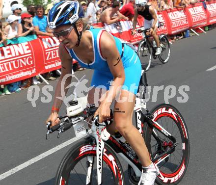 Kaernten Ironman Austria.  Sandra Stattmann. Klagenfurt, am 4.7.2010.
Foto: Kuess

---
pressefotos, pressefotografie, kuess, qs, qspictures, sport, bild, bilder, bilddatenbank