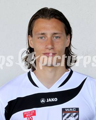 Fussball. Erste Liga. WAC/St. Andrae. Mannschaftsfototermin. Dario Baldauf. Wolfsberg, 1.7.2010.
Foto: Kuess
---
pressefotos, pressefotografie, kuess, qs, qspictures, sport, bild, bilder, bilddatenbank