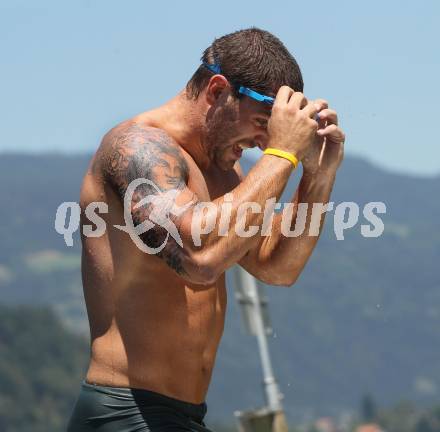 EBEL. Eishockey Bundesliga. Teambuilding VSV. Triathlon. Wasserschi. Nikolas Petrik. Ossiacher See, am 9.7.2010.
Foto: Kuess
---
pressefotos, pressefotografie, kuess, qs, qspictures, sport, bild, bilder, bilddatenbank