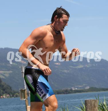 EBEL. Eishockey Bundesliga. Teambuilding VSV. Triathlon. Wasserschi. Marco Zorec. Ossiacher See, am 9.7.2010.
Foto: Kuess
---
pressefotos, pressefotografie, kuess, qs, qspictures, sport, bild, bilder, bilddatenbank