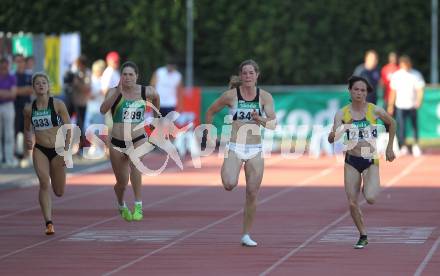 Leichtathletik. Oesterreichische Meisterschaft. 100 Meter Frauen. Carolina Petran, Daniela Woeckinger, Beate Schrott, Bianca Duerr. Villach, am 10.7.2010.
Foto: Kuess

---
pressefotos, pressefotografie, kuess, qs, qspictures, sport, bild, bilder, bilddatenbank