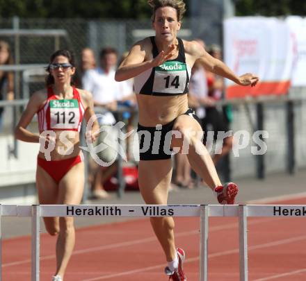 Leichtathletik. Oesterreichische Meisterschaft. 400 Meter Huerden Frauen. Sabine Kreiner (ATSV Linz LA). Villach, am 10.7.2010.
Foto: Kuess
---
pressefotos, pressefotografie, kuess, qs, qspictures, sport, bild, bilder, bilddatenbank