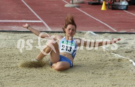 Leichtathletik. Oesterreichische Meisterschaft. Weitsprung Frauen. Marina Kraushofer. Villach, am 10.7.2010.
Foto: Kuess
---
pressefotos, pressefotografie, kuess, qs, qspictures, sport, bild, bilder, bilddatenbank