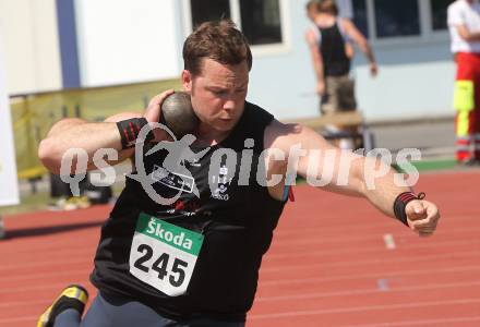 Leichtathletik. Oesterreichische Meisterschaft. Kugelstossen Maenner. Martin Gratzer (TLC ASKOE Feldkirchen). Villach, am 11.7.2010.
Foto: Kuess
---
pressefotos, pressefotografie, kuess, qs, qspictures, sport, bild, bilder, bilddatenbank