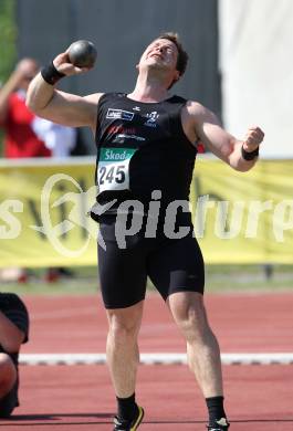 Leichtathletik. Oesterreichische Meisterschaft. Kugelstossen. Martin Gratzer. Villach, am 10.7.2010.
Foto: Kuess
---
pressefotos, pressefotografie, kuess, qs, qspictures, sport, bild, bilder, bilddatenbank