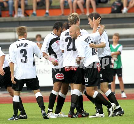 Fussball. Erste Liga. WAC/St. Andrae gegen FC PAX Gratkorn. Torjubel WAC.  Wolfsberg, 13.7.2010. 
Foto: Kuess

---
pressefotos, pressefotografie, kuess, qs, qspictures, sport, bild, bilder, bilddatenbank