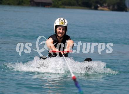 Schi Alpin. Kathrin Zettel. Poertschach/Woerthersee, 14.7.2010.
Foto: Kuess

---
pressefotos, pressefotografie, kuess, qs, qspictures, sport, bild, bilder, bilddatenbank