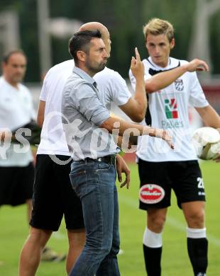 Fussball. Erste Liga. WAC/St. Andrae gegen FC PAX Gratkorn. Co-Trainer Slobodan Grubor, Trainer Nenad Bjelica (WAC).  Wolfsberg, 13.7.2010. 
Foto: Kuess

---
pressefotos, pressefotografie, kuess, qs, qspictures, sport, bild, bilder, bilddatenbank