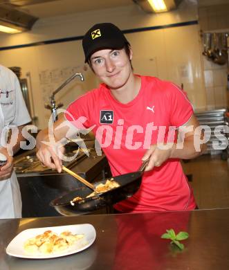 Schi Alpin. Kathrin Zettel. Poertschach/Woerthersee, 14.7.2010.
Foto: Kuess

---
pressefotos, pressefotografie, kuess, qs, qspictures, sport, bild, bilder, bilddatenbank