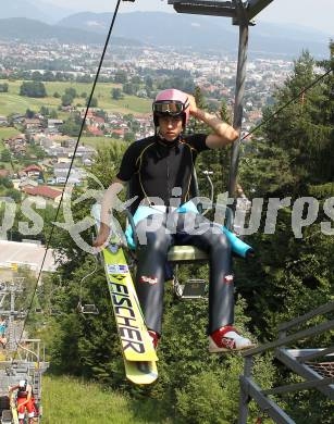 Schi Nordisch. Schispringen. FIS Sommer Cup. Lukas Mueller (AUT). Villach Alpenarena, am 17.7.2010.
Foto: Kuess
---
pressefotos, pressefotografie, kuess, qs, qspictures, sport, bild, bilder, bilddatenbank